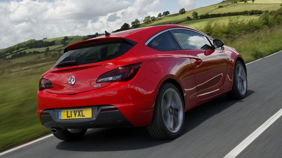  Vauxhall Astra GTC 2012 года  (фото 22 из 62)